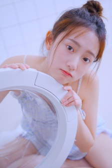 美丽港发型设计